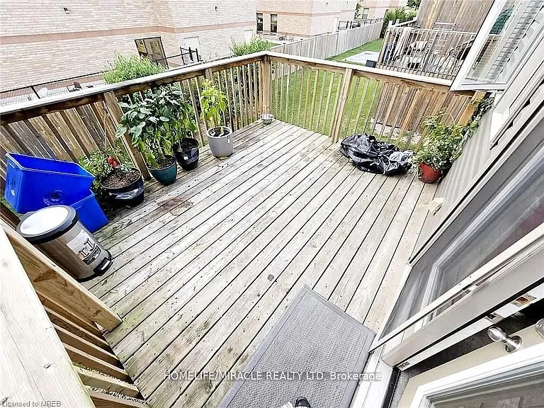3200 Singleton Ave #23 — Photo 12