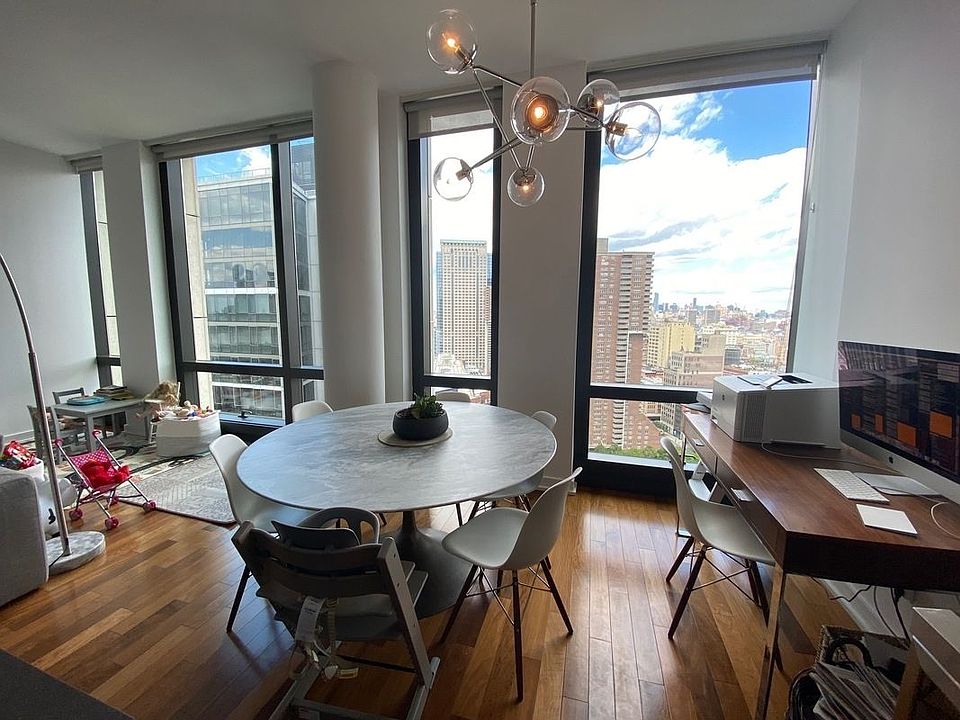 1st image of 101 Warren St APT 2530