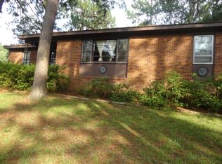 401 James Ave, Hamlet, NC 28345