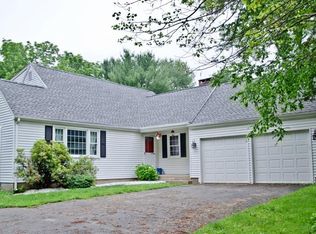 192 Farms Village Rd, West Simsbury, CT 06092