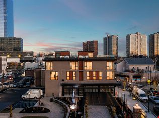 223 Main St #B, Fort Lee, NJ 07024