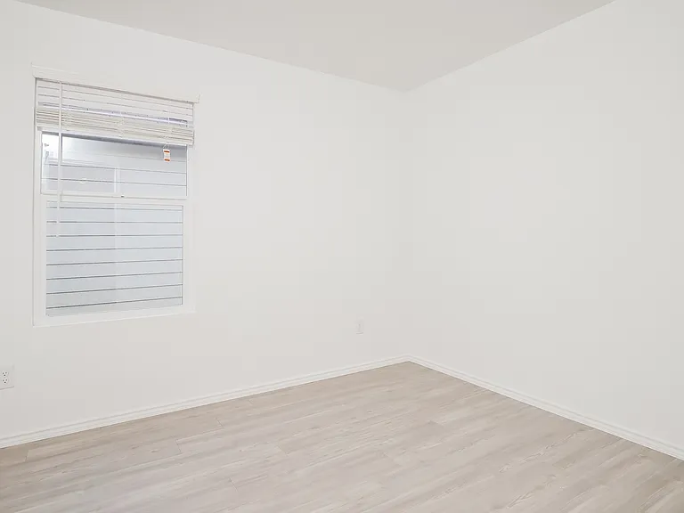 2815 Gustavo Dr — Photo 11