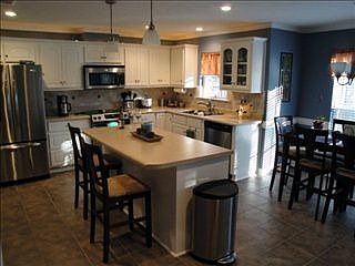3rd image of 661 Ventana Dr