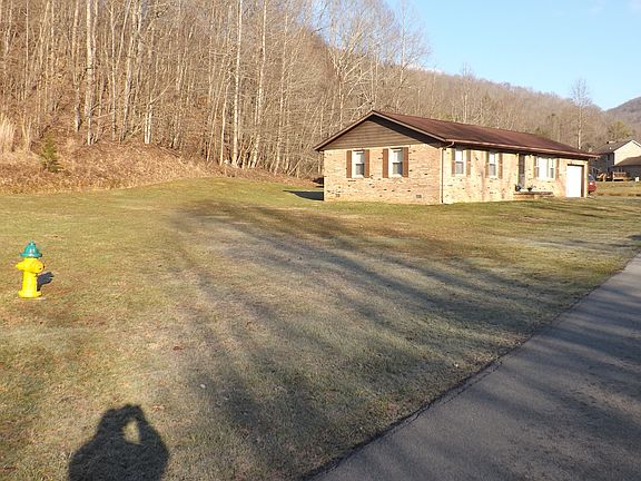 4th image of 129 Wellington Dr