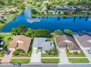 21585 Woodstream Ter, Boca Raton, FL 33428