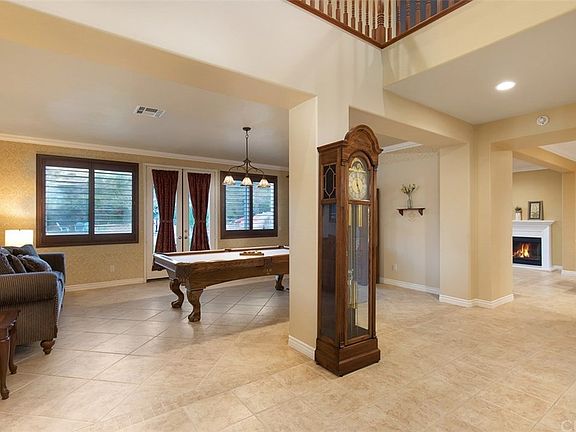 5th image of 28897 Sunny View Dr