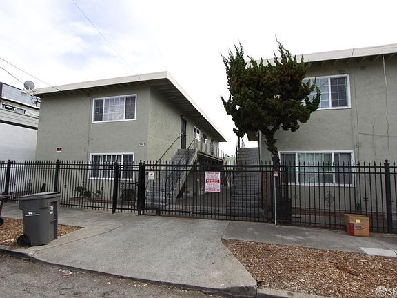 2nd image of 3057-3063 Blossom St