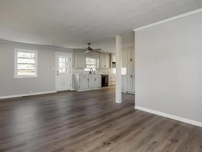 1409 Union Chapel Rd — Photo 9