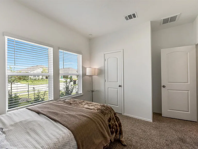 4985 Blue Beetle Ridge Dr — Photo 22