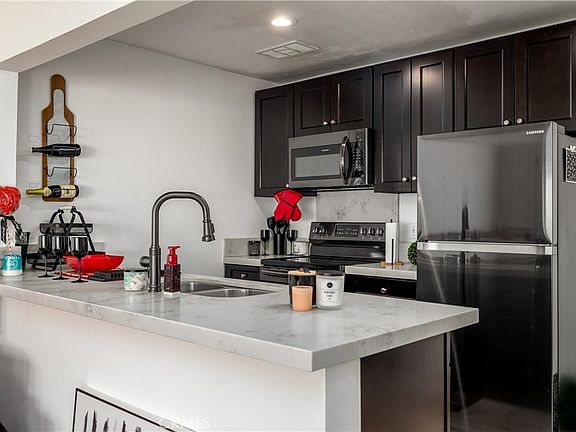 4th image of 3088 Panorama Rd APT D