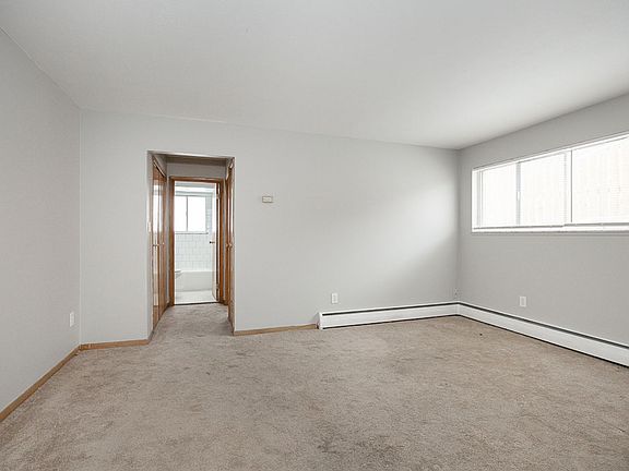 5th image of 4224 W 20th St APT 2