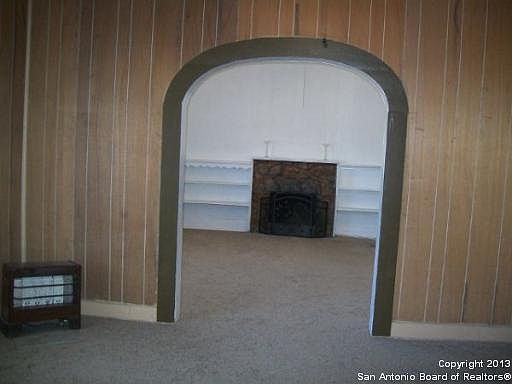 3rd image of 110 Gladstone St