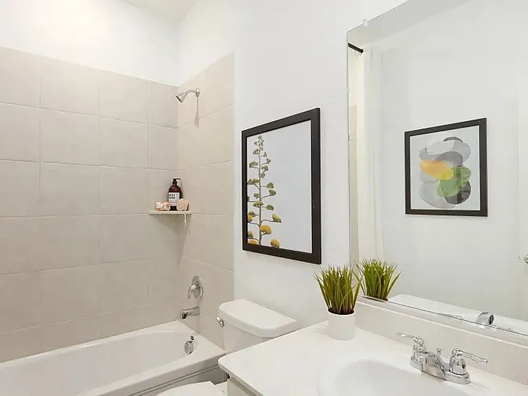1462 Everett Gardens Way — Photo 22
