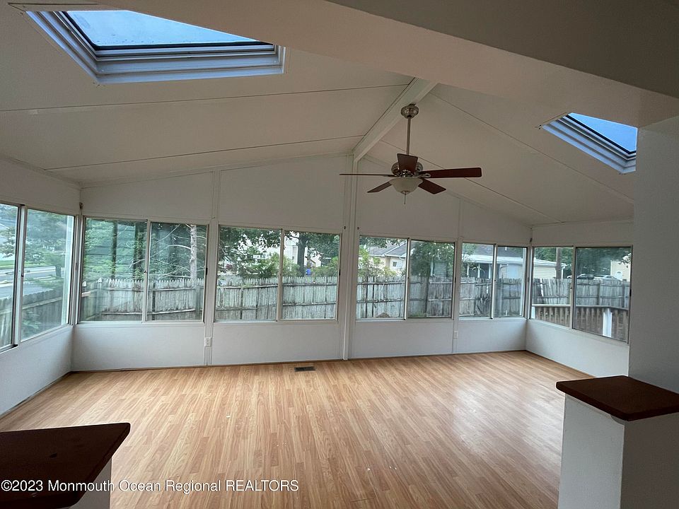 1st image of 151 Wall St