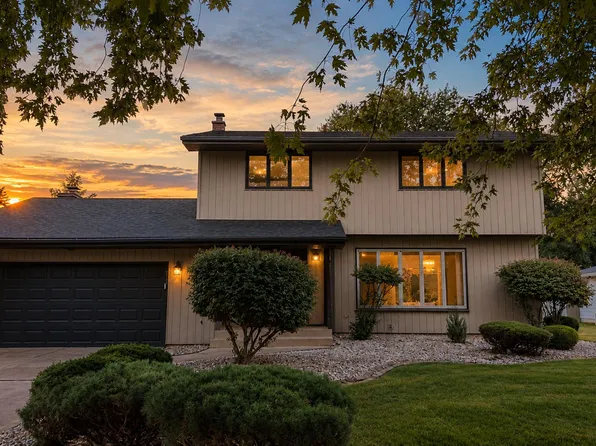 1005 Fran Lin Pkwy, Munster, IN 46321