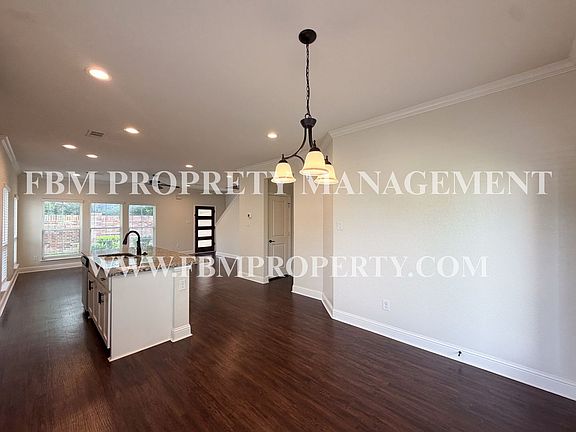 5th image of 322 Brothers Blvd