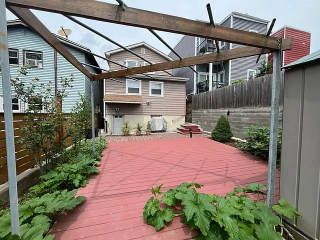 203 Zabriskie St #1 — Photo 17