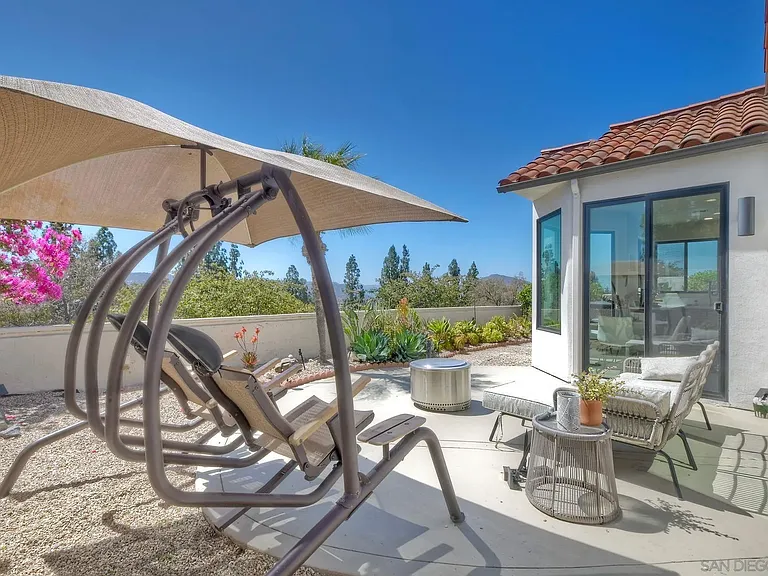 17586 Bocage Point — Photo 30