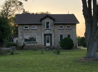 W148N12505 Pleasant View Dr, Germantown, WI 53022