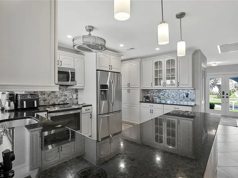 50 Copperfield Ct — Photo 16