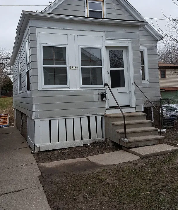 2519 N Buffum St
