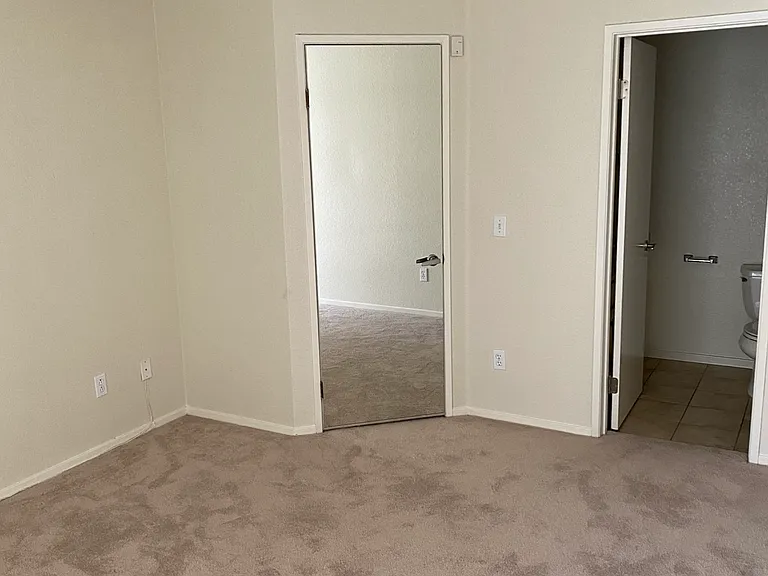 268 Napoli Ct — Photo 8