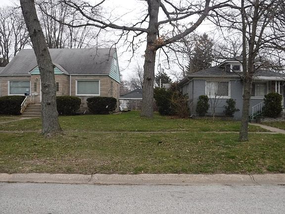 3rd image of 2743 Elkhart St