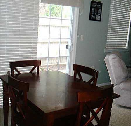 5th image of 1457 Titchfield Dr