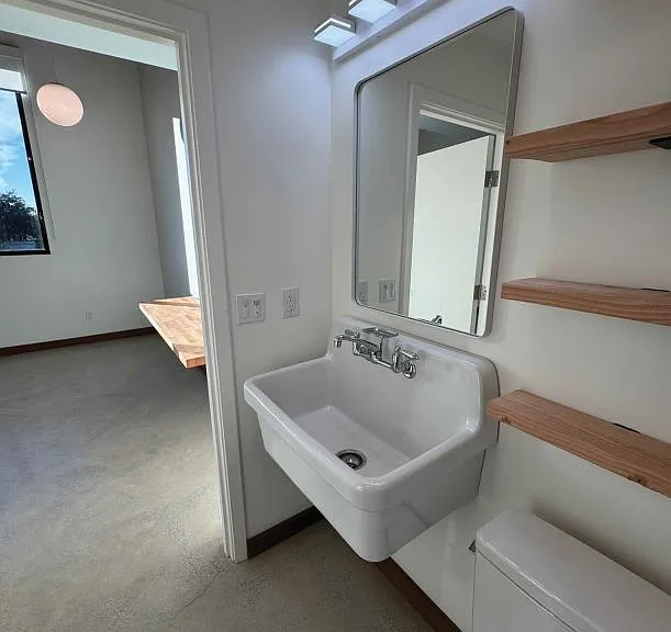 330 W Bonita Ave #2 — Photo 17
