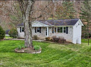 215 Brooks Rd, Maynardville, TN 37807