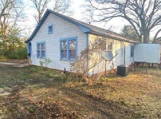 202 S Price St, Troup, TX 75789