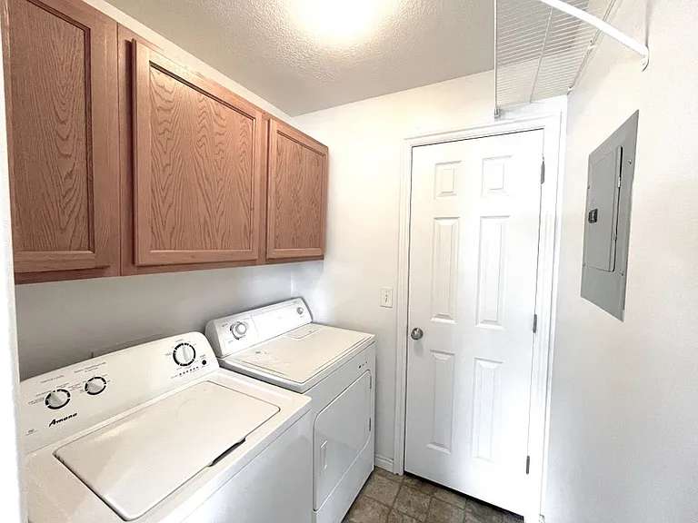 3585 E Rock Creek Rd #E6 — Photo 22