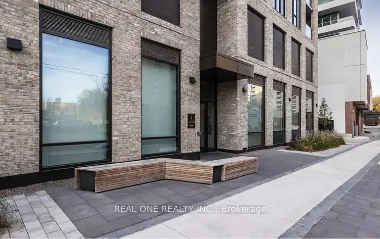 1 Jarvis St #820 — Photo 25