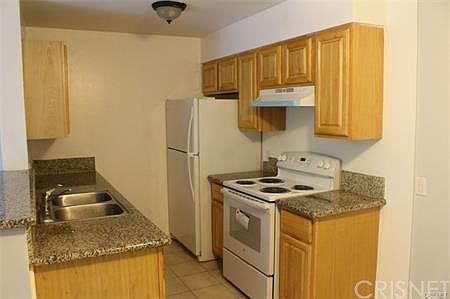 4th image of 20234 Cantara St Unit 131