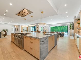17228 Otsego St, Encino, CA 91316