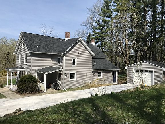 4th image of 77 N Quaker Hill Rd