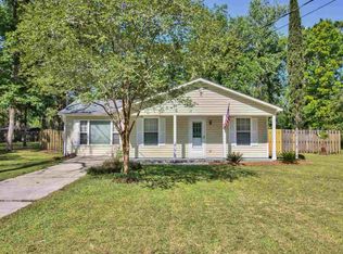 122 Mimosa St, Crawfordville, FL 32327