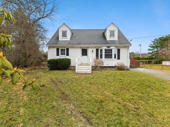 11 Claire Ter, Taunton, MA 02780