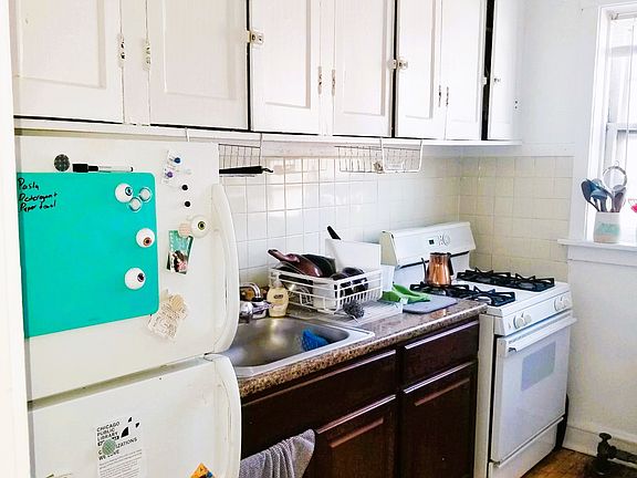 3rd image of 4805 N Hermitage Ave #2F