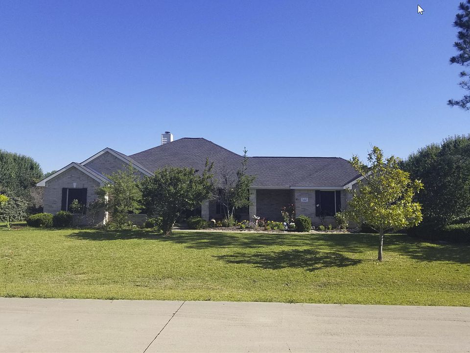 1st image of 208 Starlight Ln