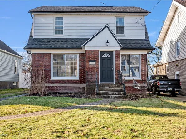 966 Winton Ave, Akron, OH 44320