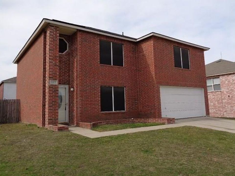 1st image of 1213 Pettigrew Ct
