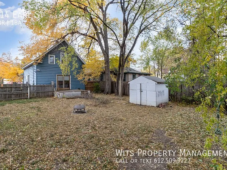 414 Earl St — Photo 23