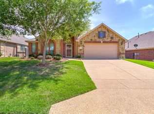 5337 Smokey Ridge Dr, Fort Worth, TX 76123