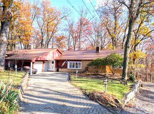 670 Bachman Rd, Natrona Heights, PA 15065