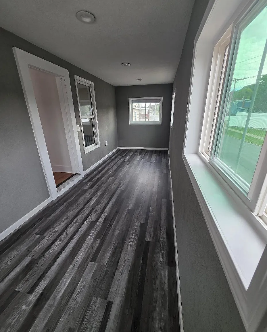 3 bed, 900 sqft, $1,250 — Photo 3