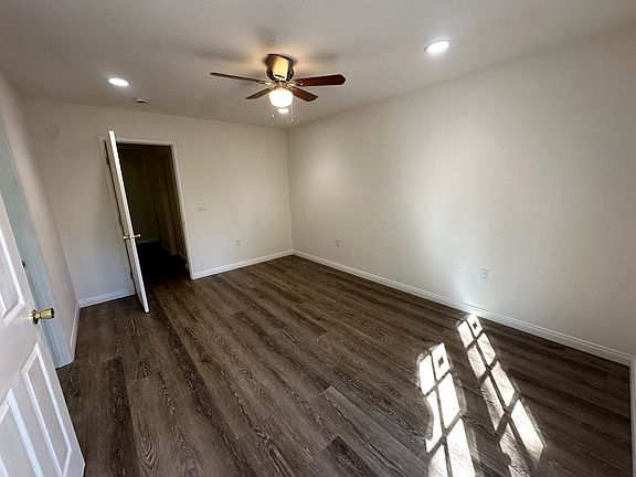 5th image of 4476 Apricot Rd APT B