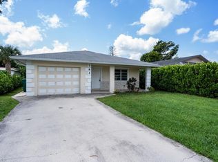 762 103rd Ave N, Naples, FL 34108