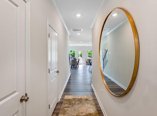 251 Paramount Dr, Smithfield, NC 27577