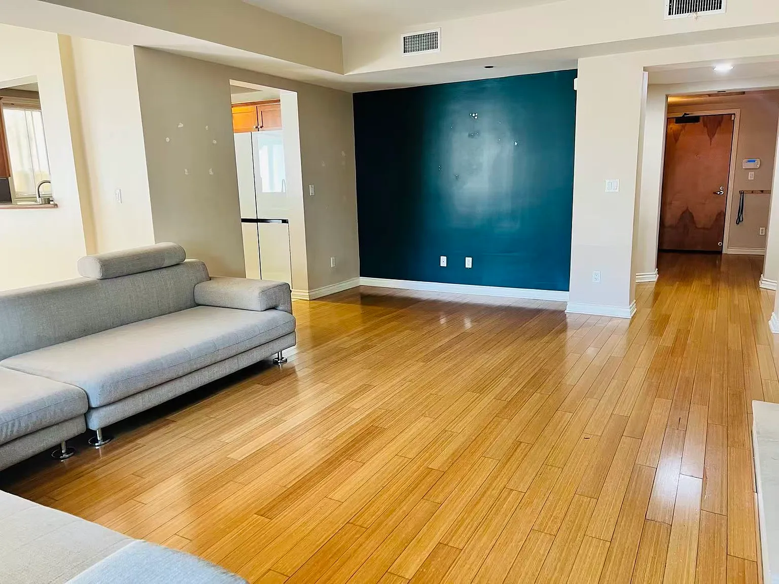 2 bed, 1497 sqft, $4,700 — Photo 2